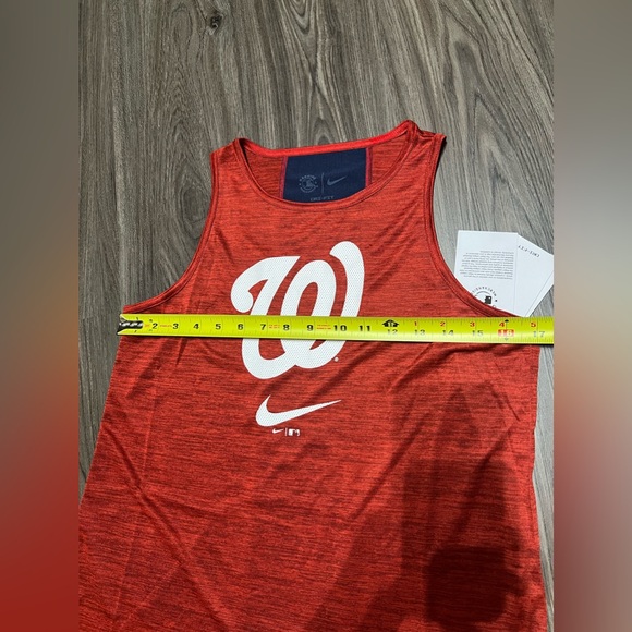 NWT Women's Nike Red Washington Nationals - Picture 5 of 9